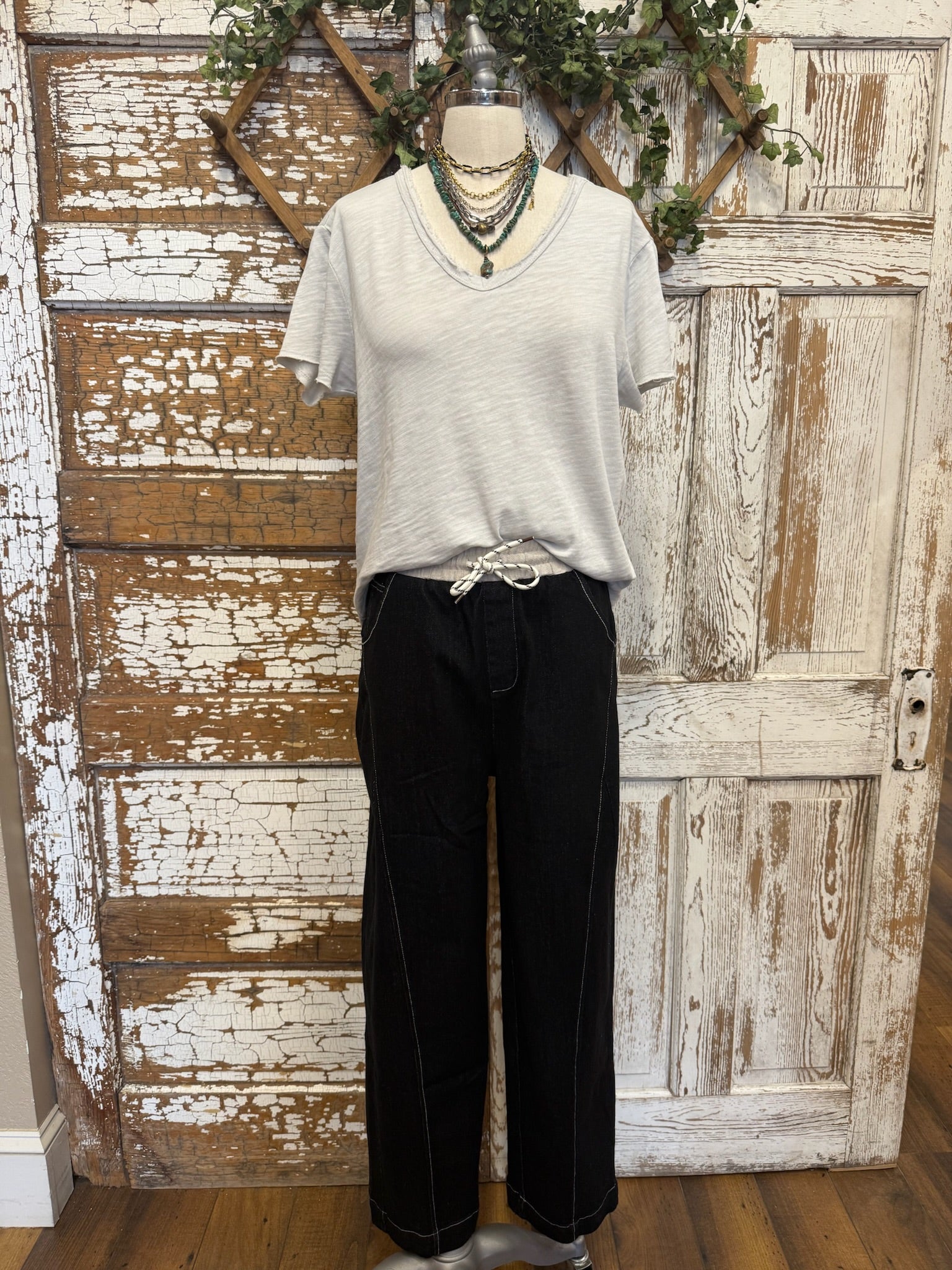 V neck short sleeve relaxed fit top