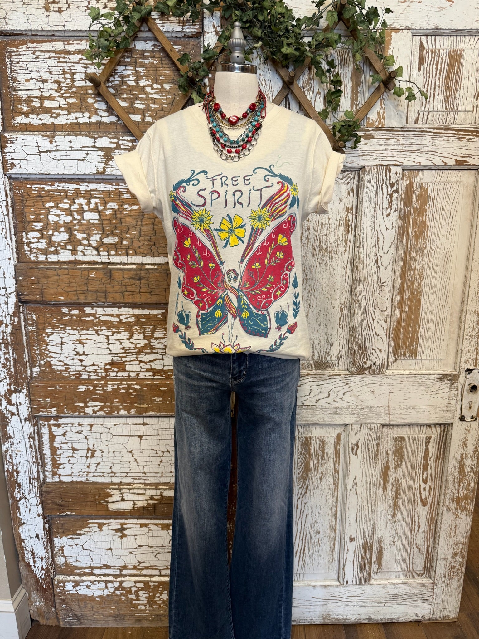 Free spirit graphic t-shirt