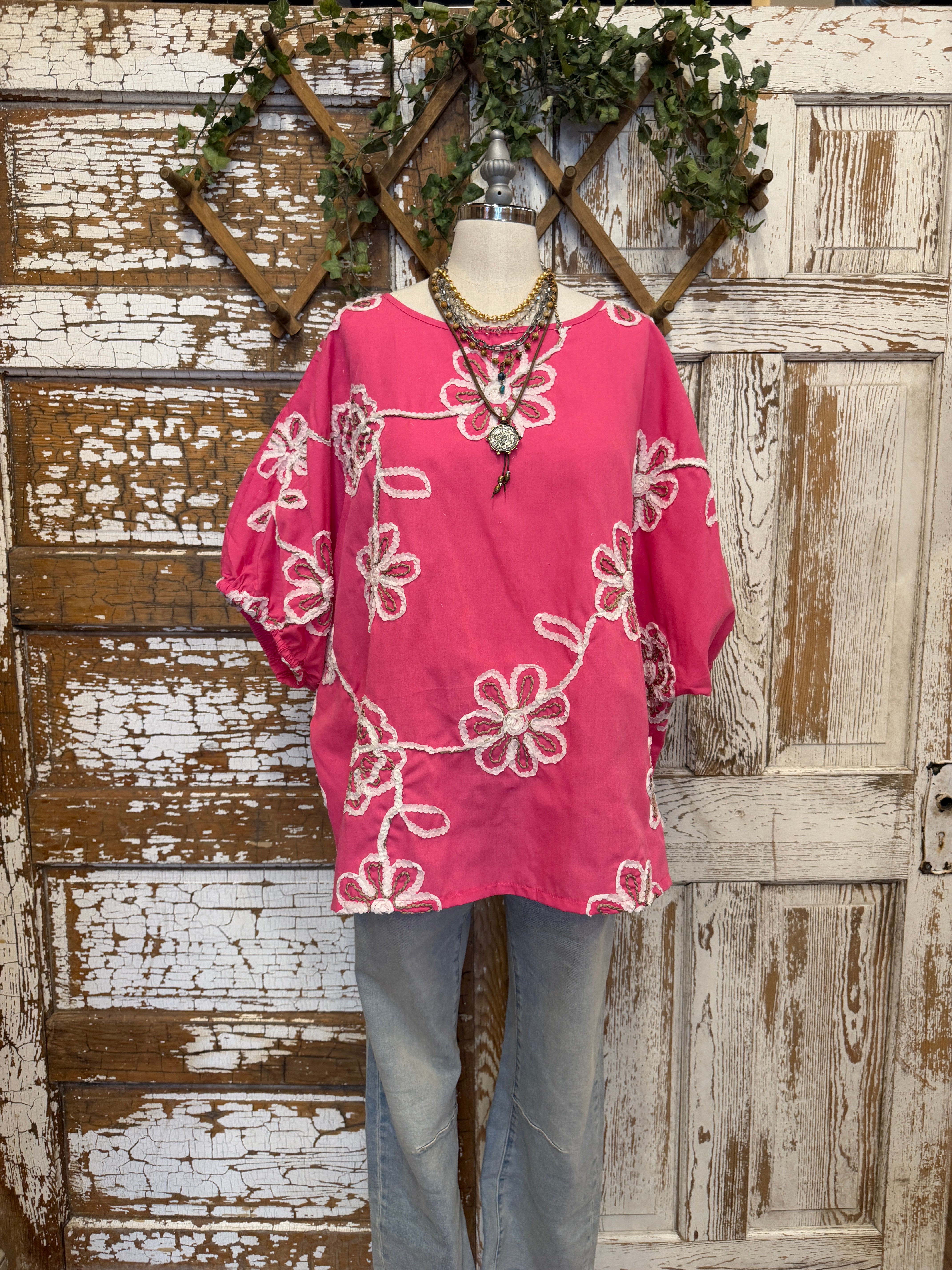 トップス Acka 3d rose puff tops Pink 3D Floral Appliqué Puff Sleeve Top – Artistic Works By Lu