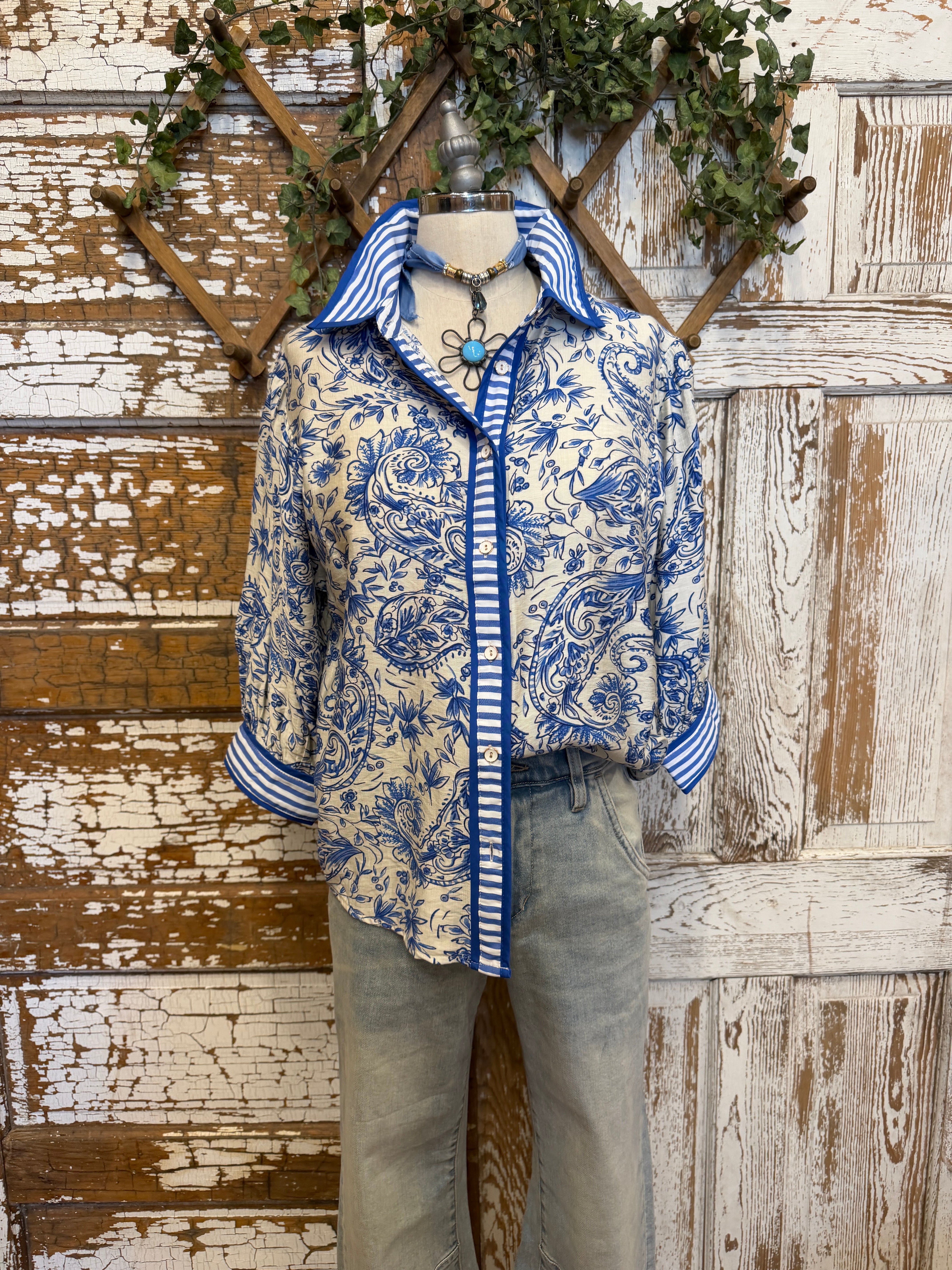 White & Blue Paisley Floral Contrast Blouse – Artistic Works By Lu