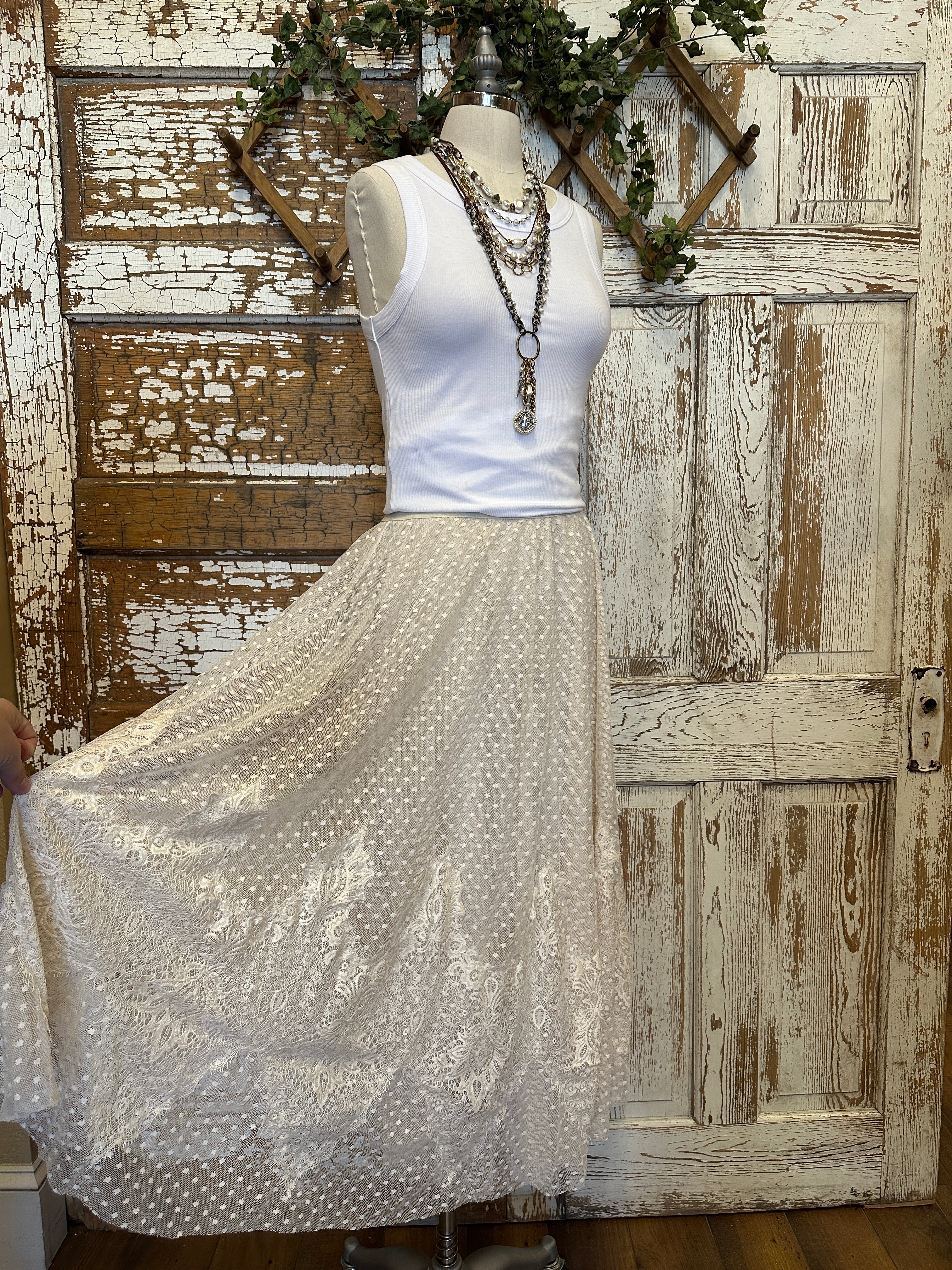 Jennifer Ivory Lace Maxi Skirt – Artistic Works By Lu
