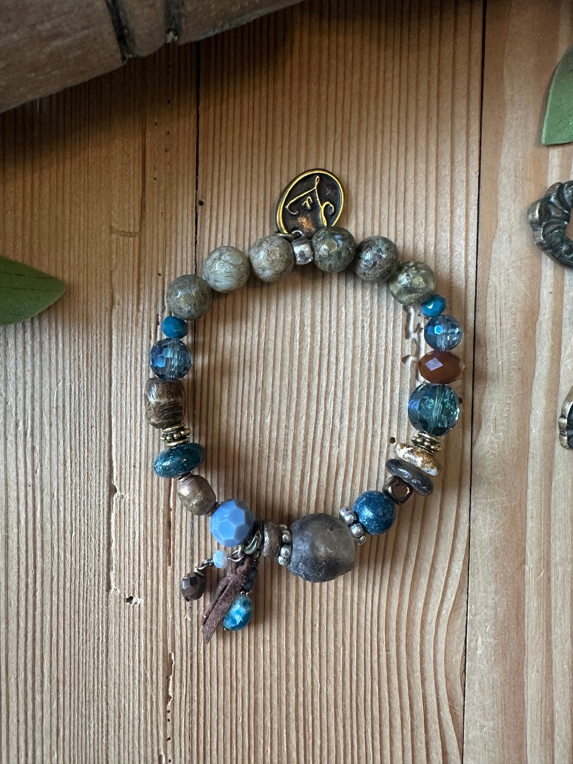 Beaded stretch bracelet with mixed stone and crystal beads