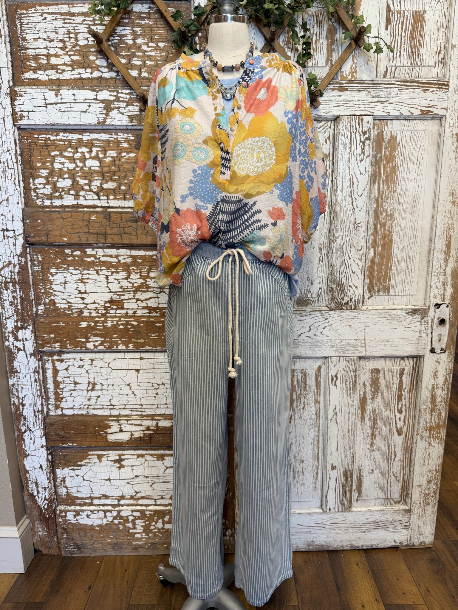 boho flower top with buttons