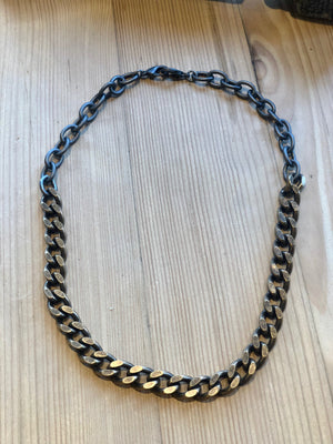 Curb Chain Short Necklace