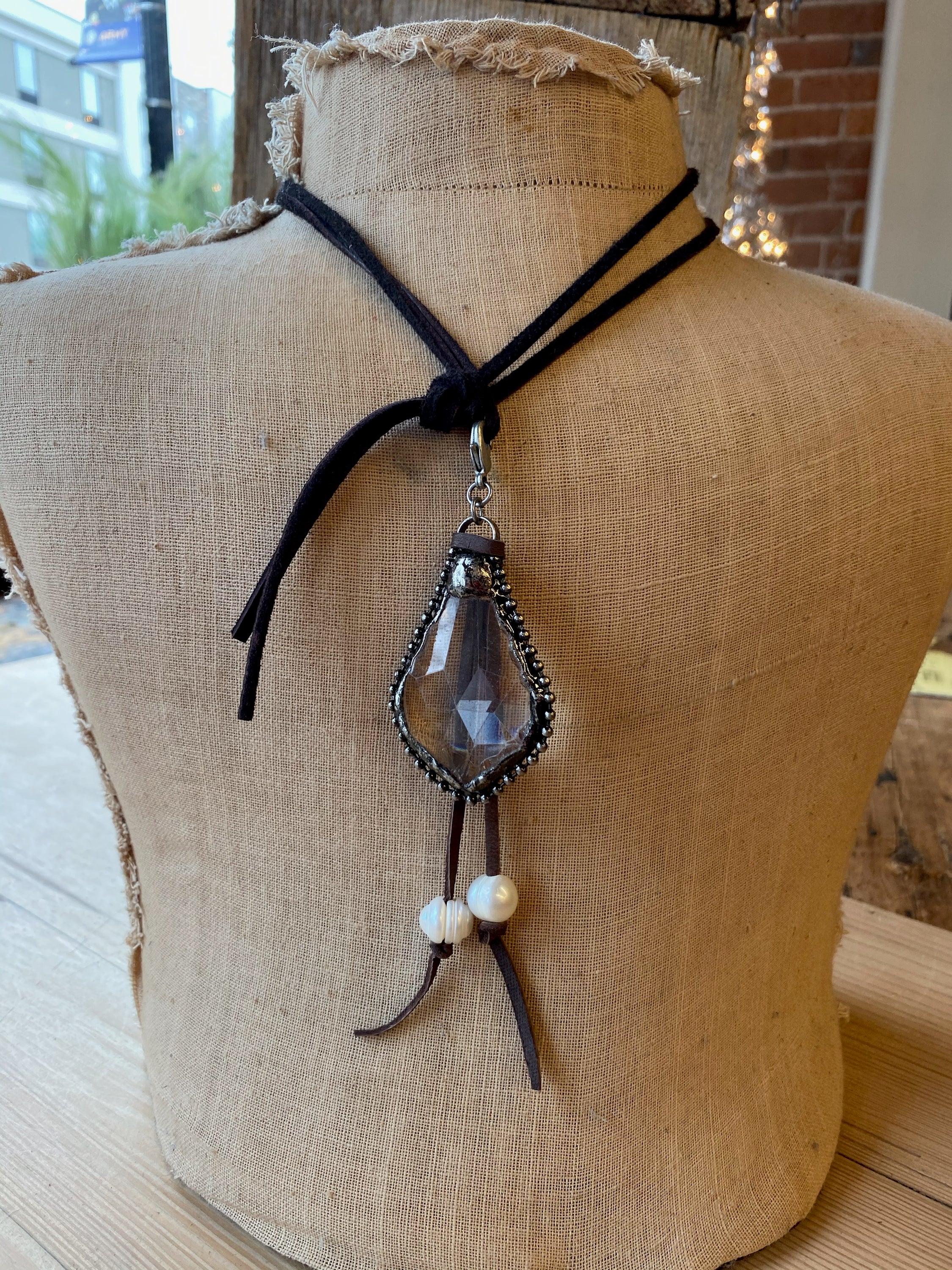 32 Creative Ways to Use Leather Cording and Deerskin Lace in Jewelry Making  - Nunn Design